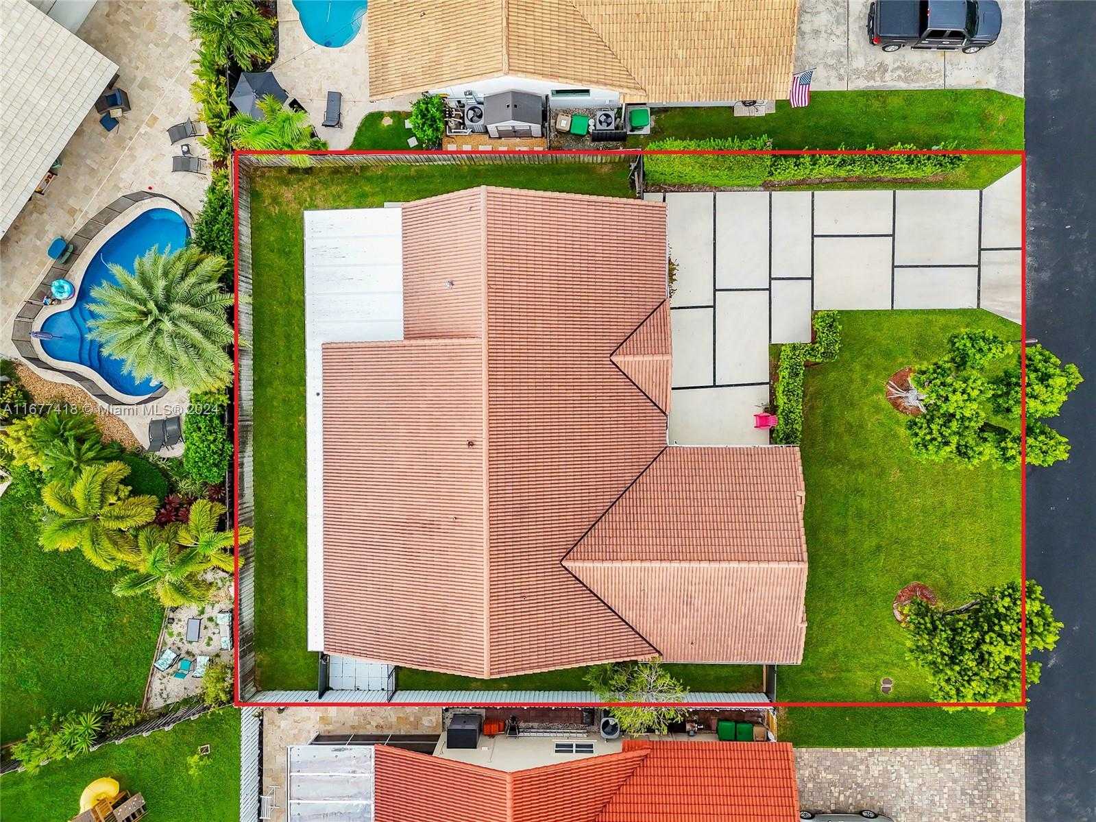 Small Image of 4870 WINKFIELD WAY, Davie Number 41