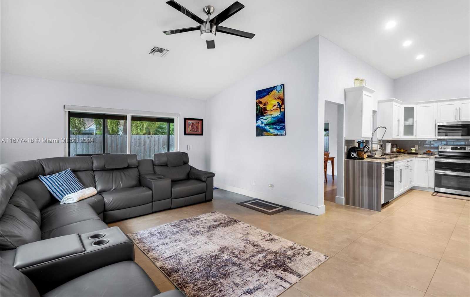 Small Image of 4870 WINKFIELD WAY, Davie Number 9