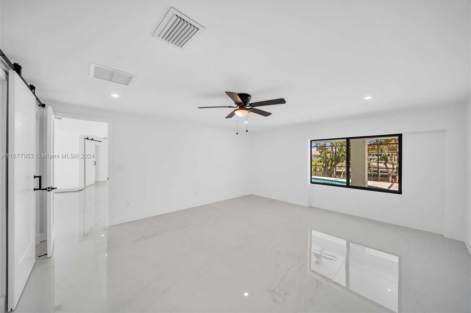 Small Image of 2851 SOUTH EAST 19 PL, Cape Coral Number 21