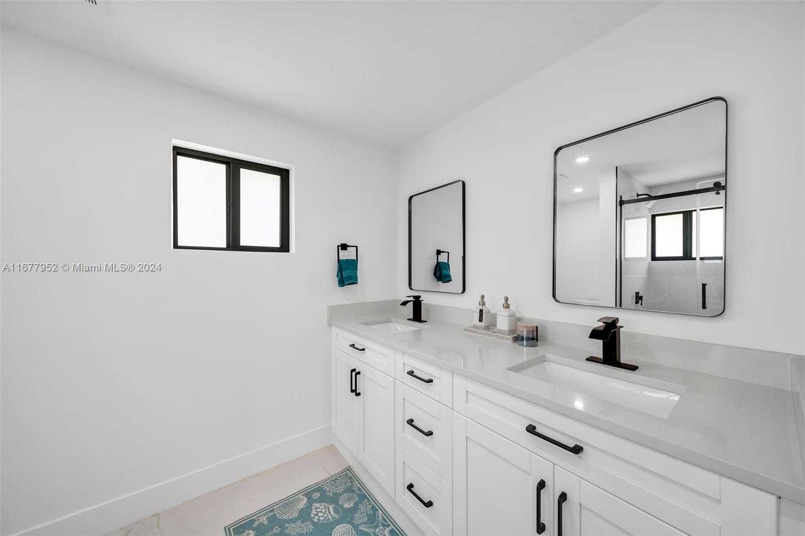 Small Image of 2851 SOUTH EAST 19 PL, Cape Coral Number 23