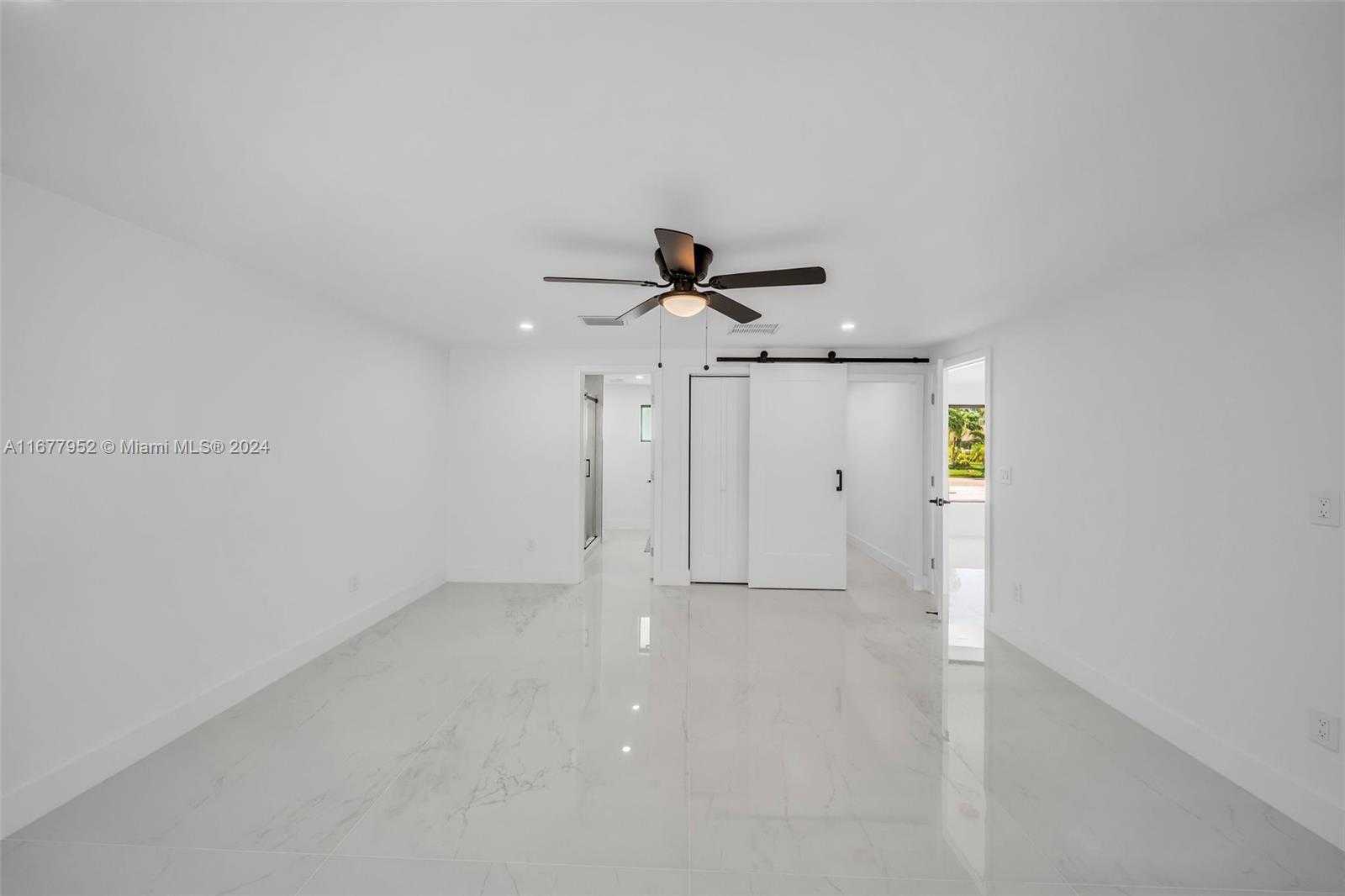 Small Image of 2851 SOUTH EAST 19 PL, Cape Coral Number 37