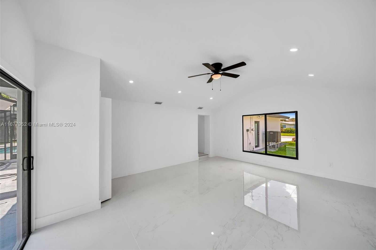 Small Image of 2851 SOUTH EAST 19 PL, Cape Coral Number 40