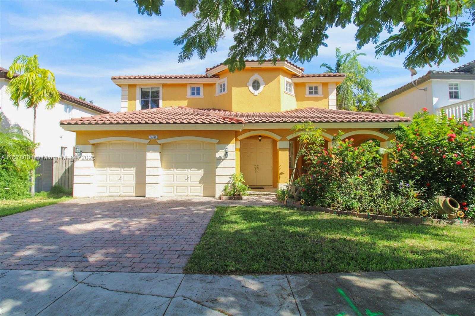 Small Image of 6641 SOUTH WEST 166TH CT, Miami Number 2