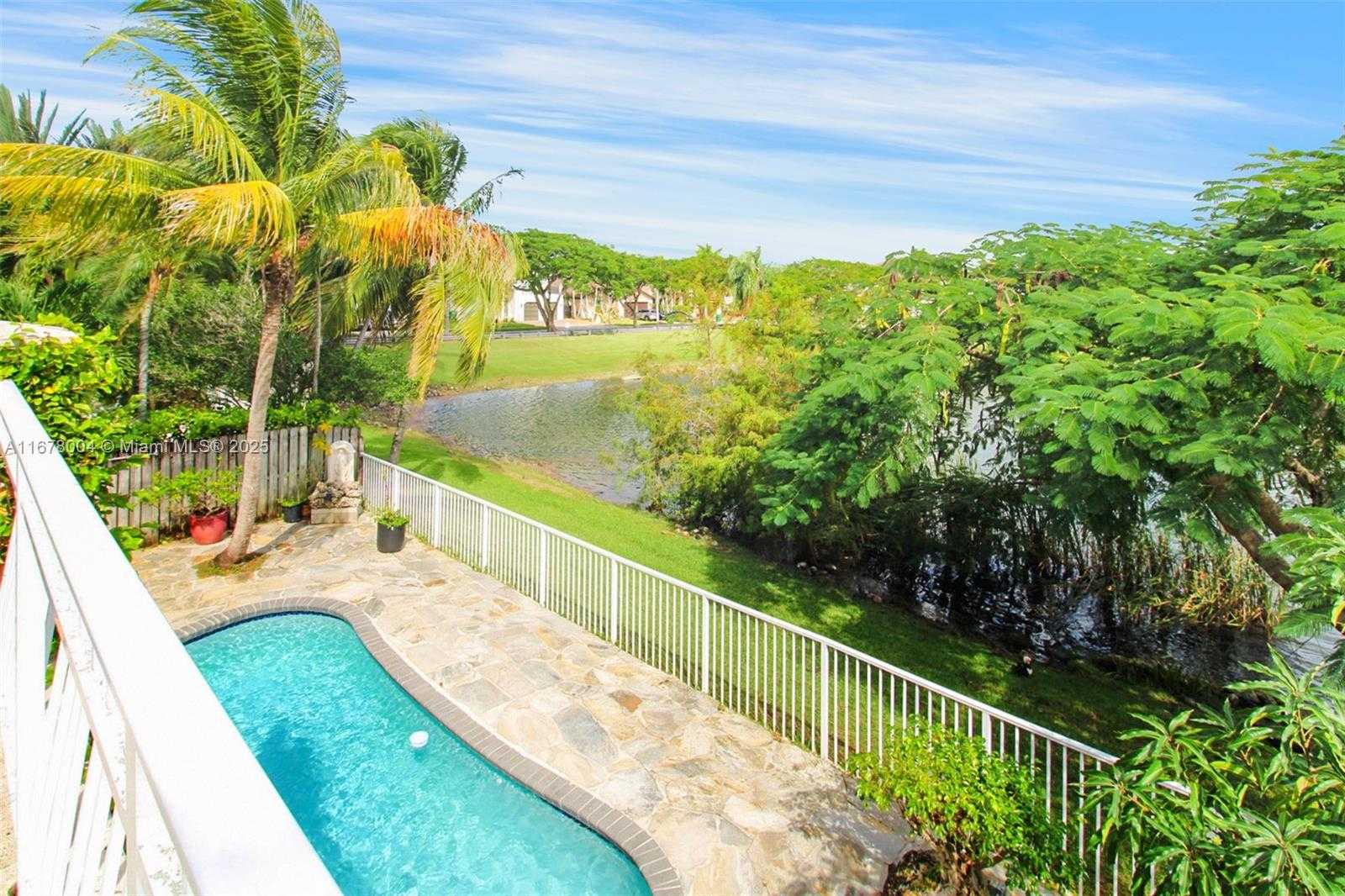 Small Image of 6641 SOUTH WEST 166TH CT, Miami Number 28