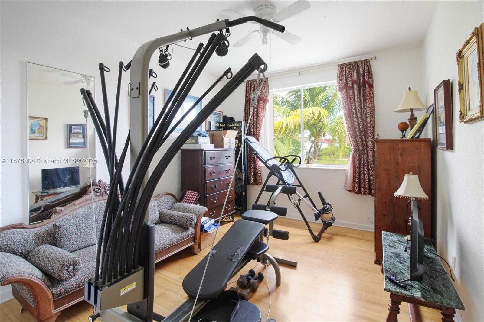 Small Image of 6641 SOUTH WEST 166TH CT, Miami Number 32