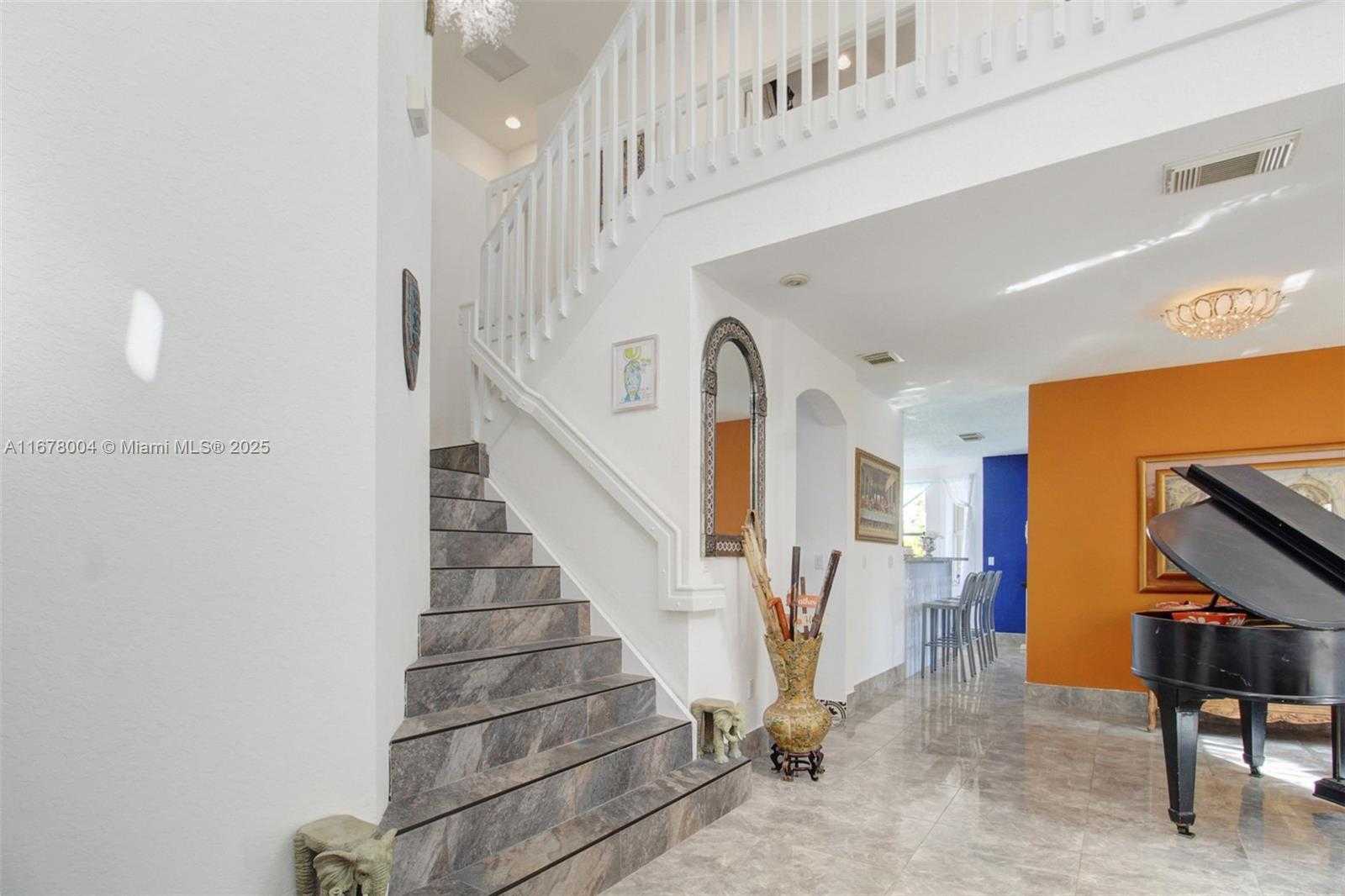 Small Image of 6641 SOUTH WEST 166TH CT, Miami Number 8