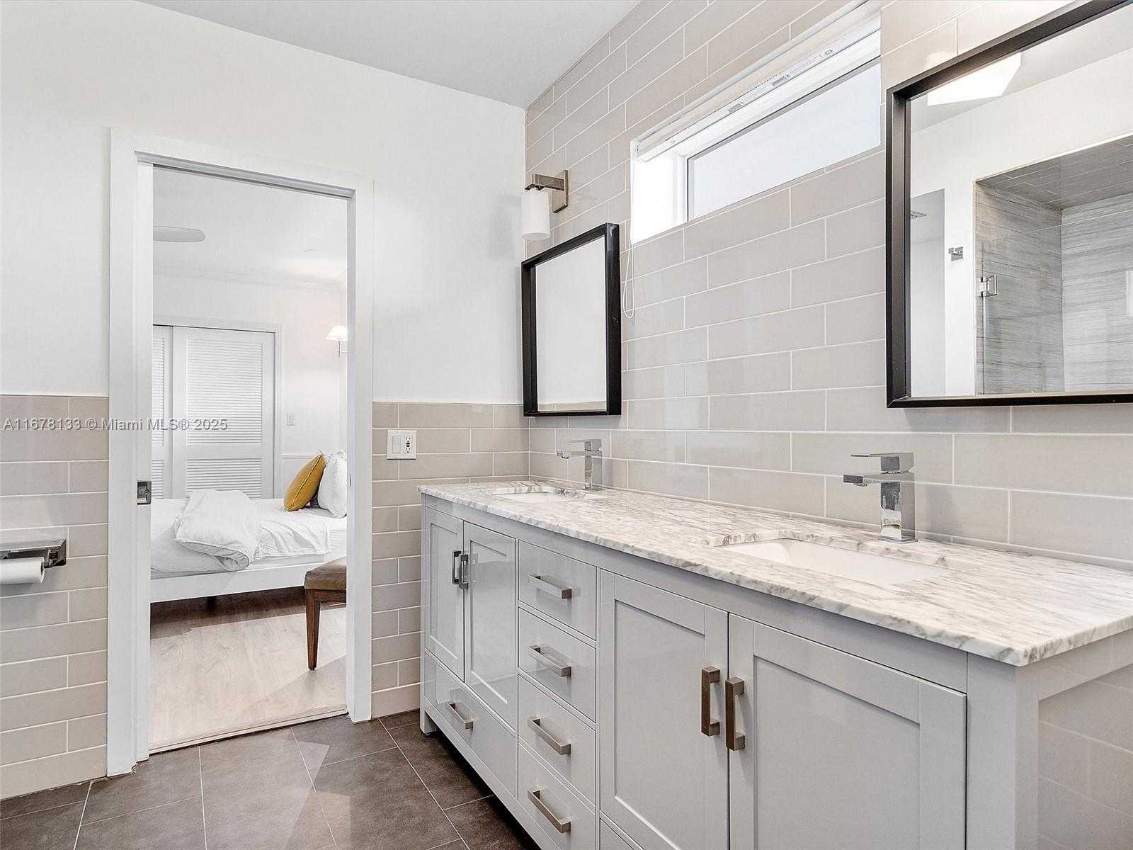 Small Image of 914 ADAMS ST, Hollywood Number 34
