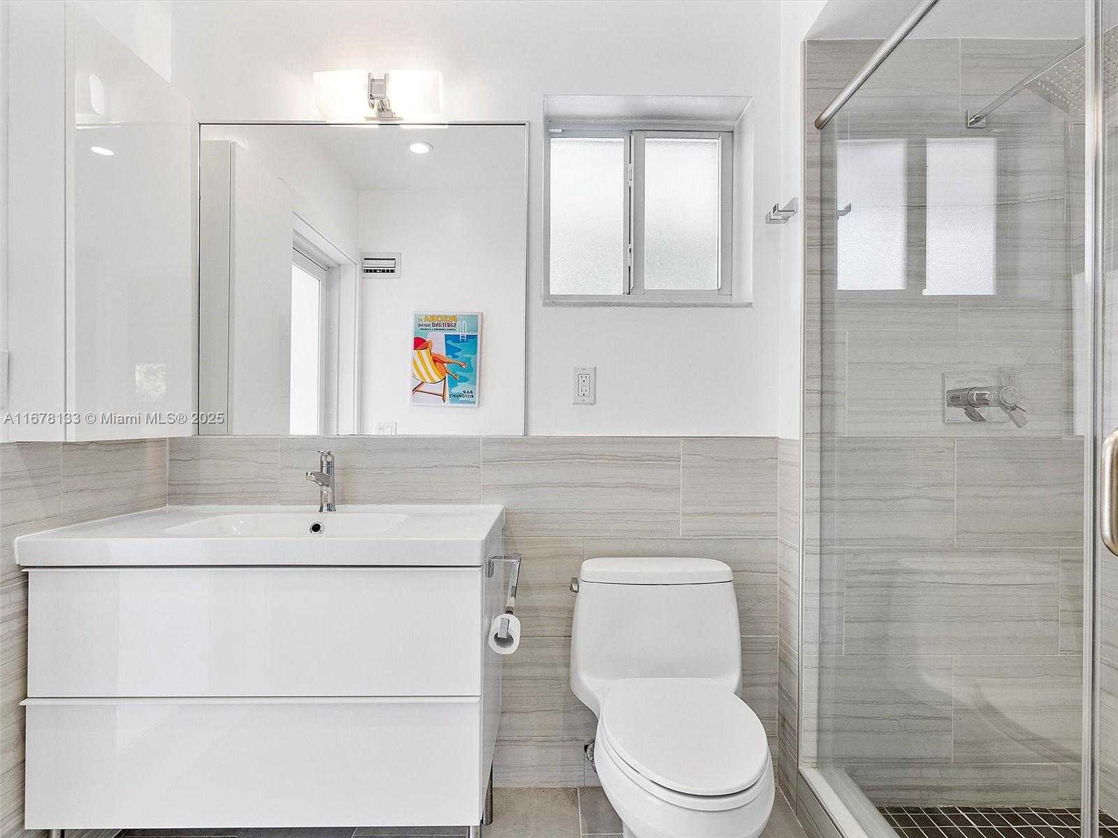 Small Image of 914 ADAMS ST, Hollywood Number 44