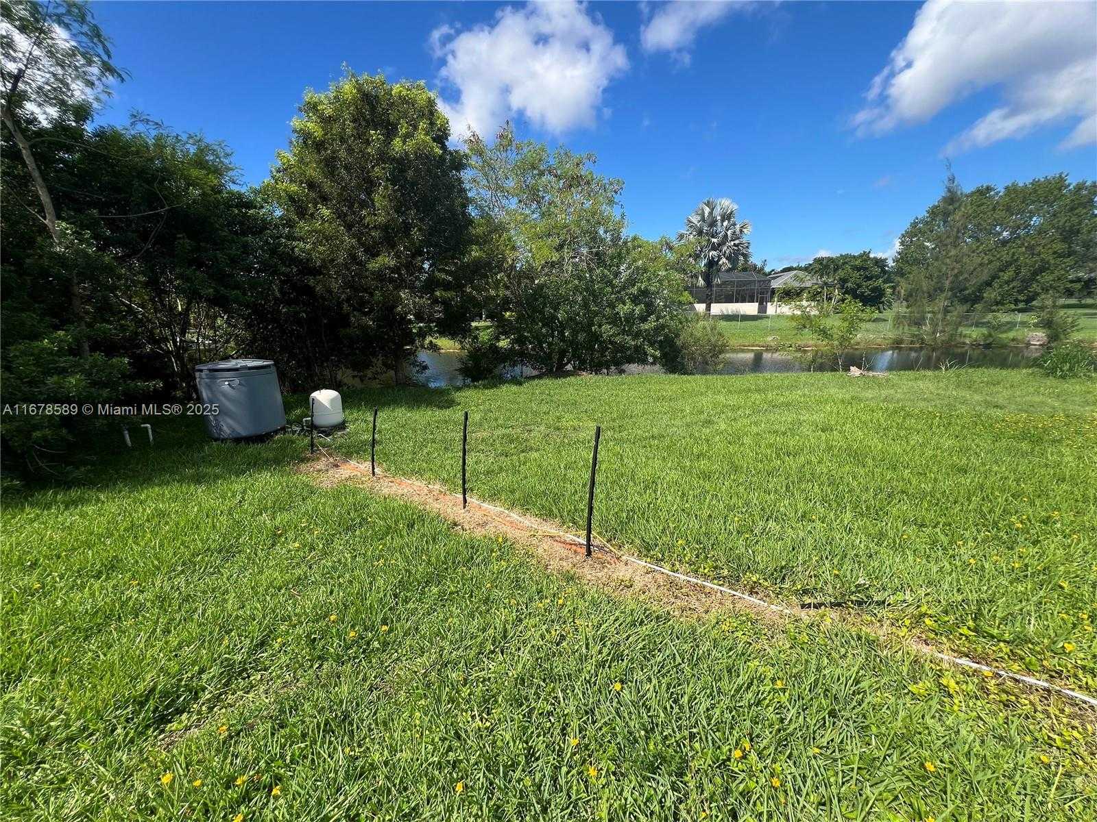 Small Image of 20321 SOUTH WEST 48TH ST, Southwest Ranches Number 20