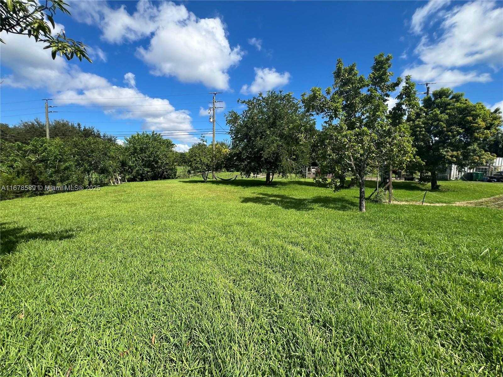 Small Image of 20321 SOUTH WEST 48TH ST, Southwest Ranches Number 26