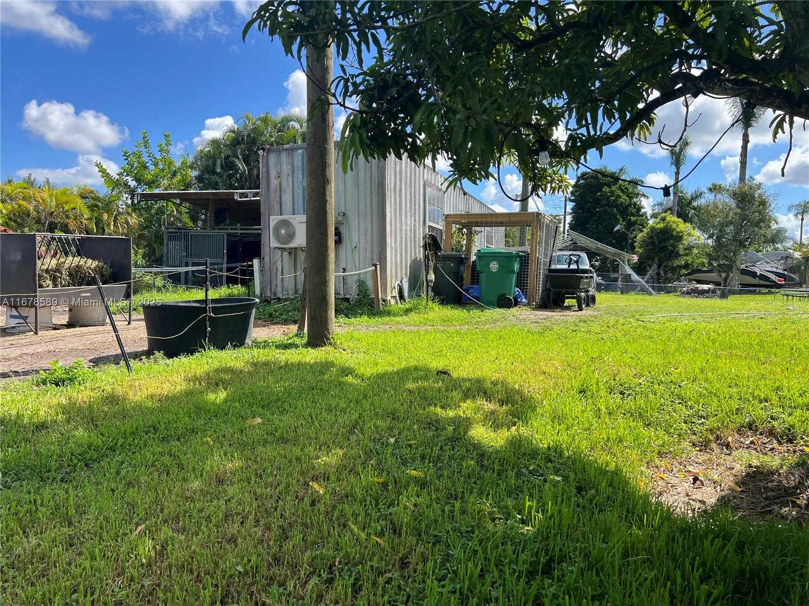 Small Image of 20321 SOUTH WEST 48TH ST, Southwest Ranches Number 33