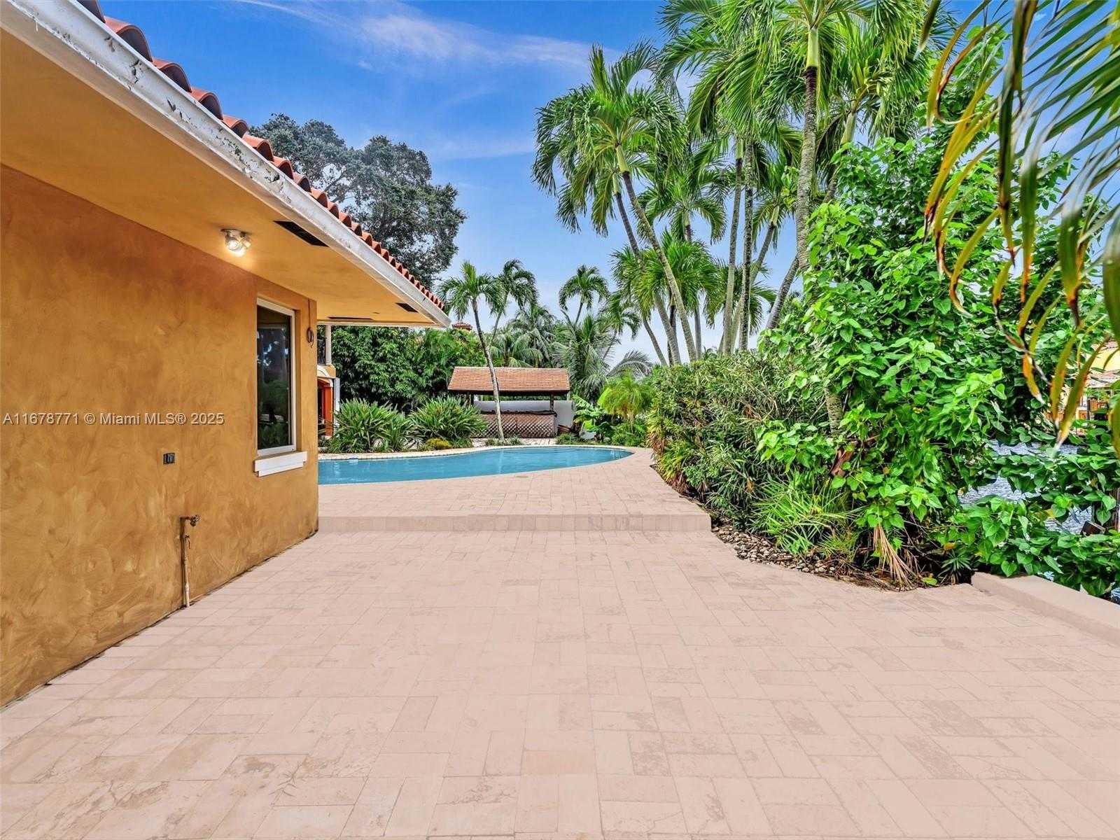 Small Image of 449 ISLE OF PALMS DR, Fort Lauderdale Number 33