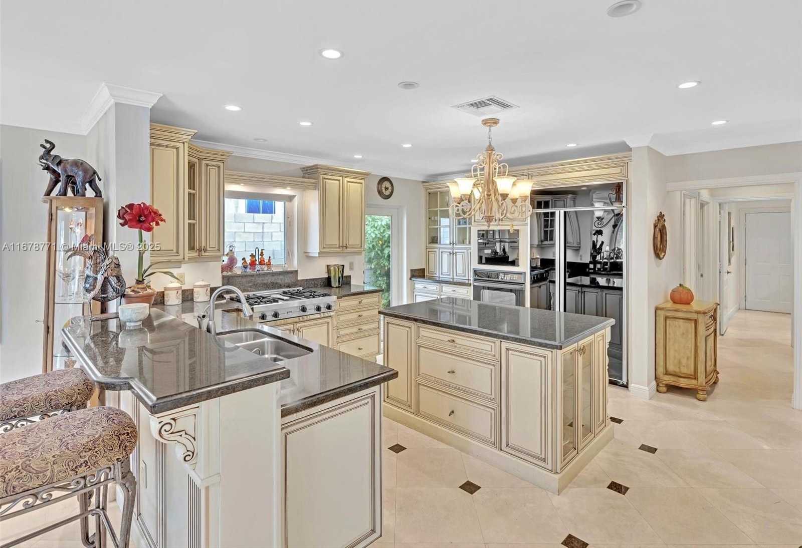 Small Image of 449 ISLE OF PALMS DR, Fort Lauderdale Number 40