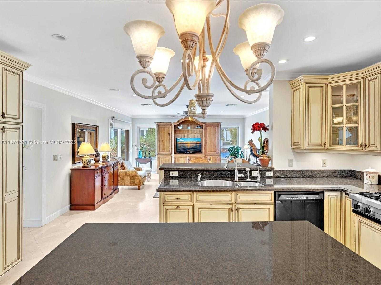 Small Image of 449 ISLE OF PALMS DR, Fort Lauderdale Number 45