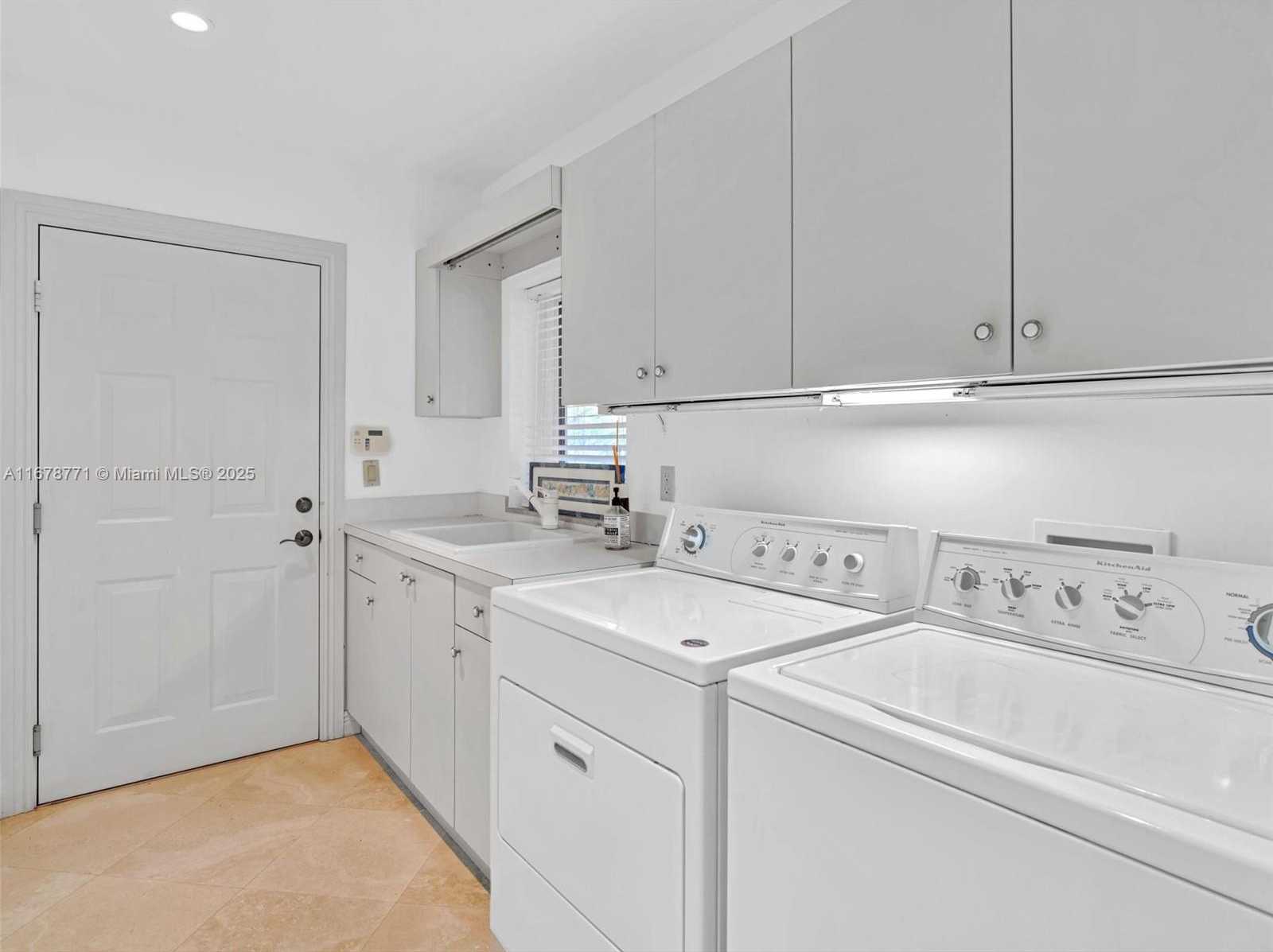 Small Image of 449 ISLE OF PALMS DR, Fort Lauderdale Number 53
