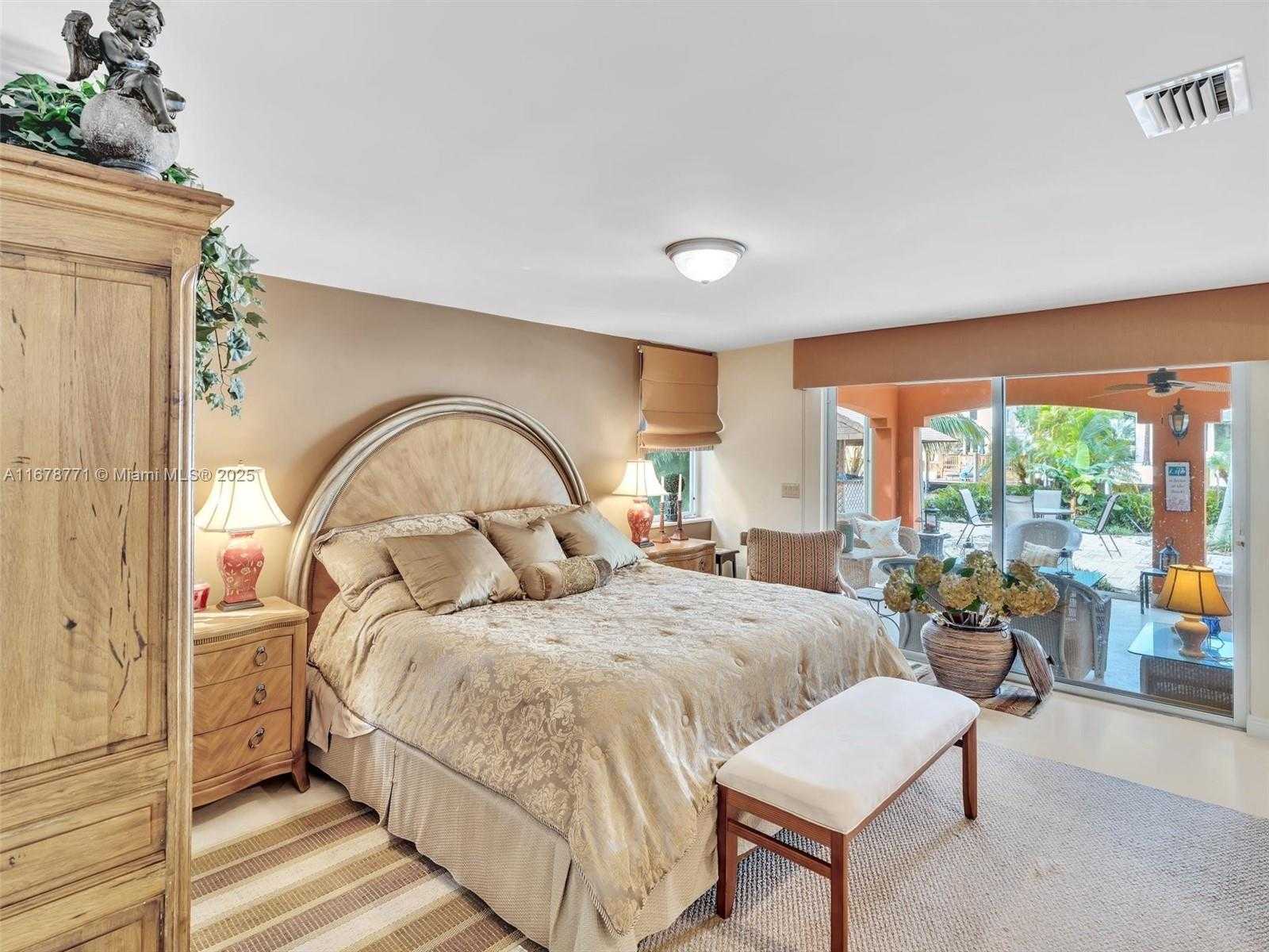 Small Image of 449 ISLE OF PALMS DR, Fort Lauderdale Number 55