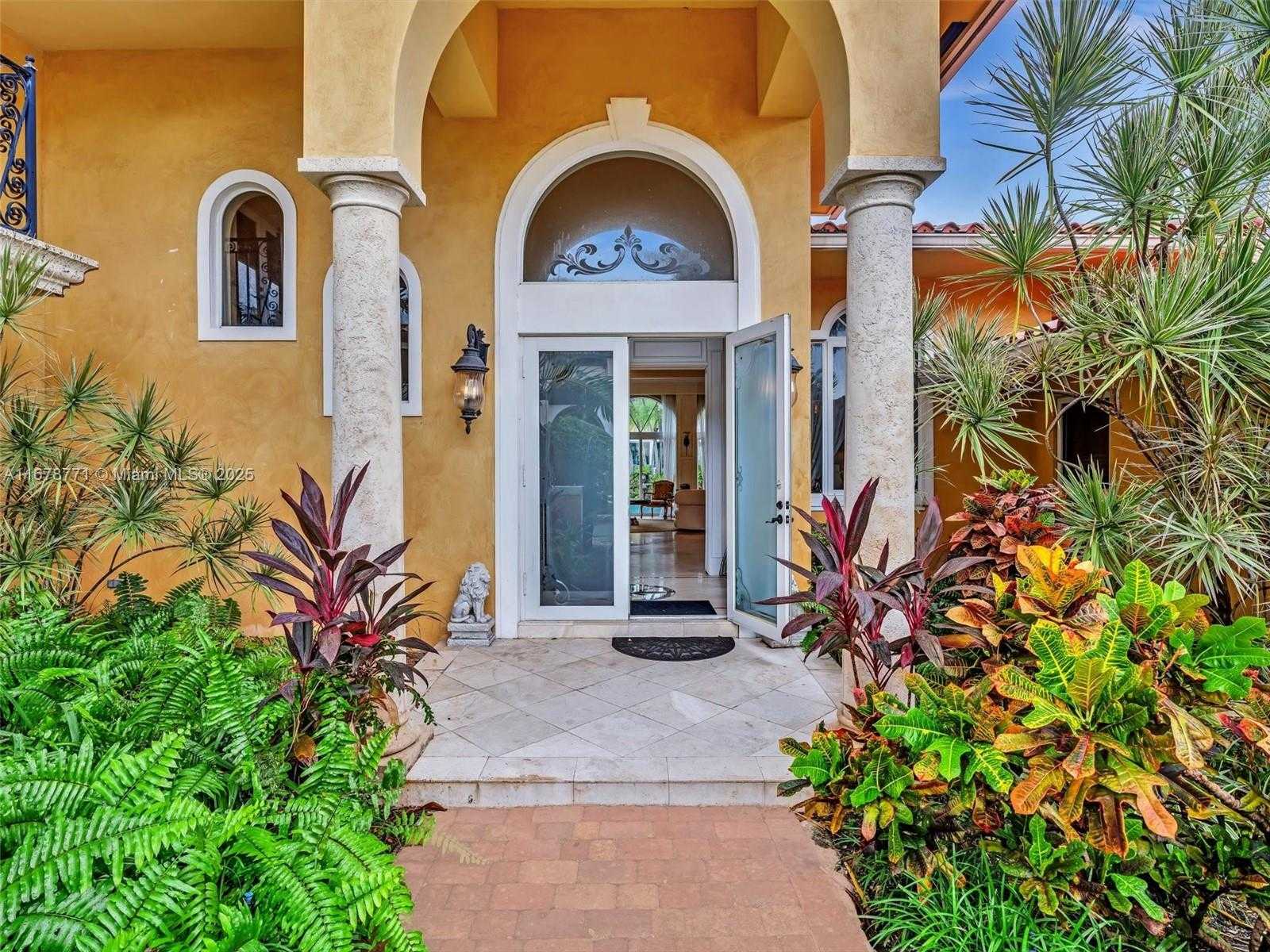 Small Image of 449 ISLE OF PALMS DR, Fort Lauderdale Number 7