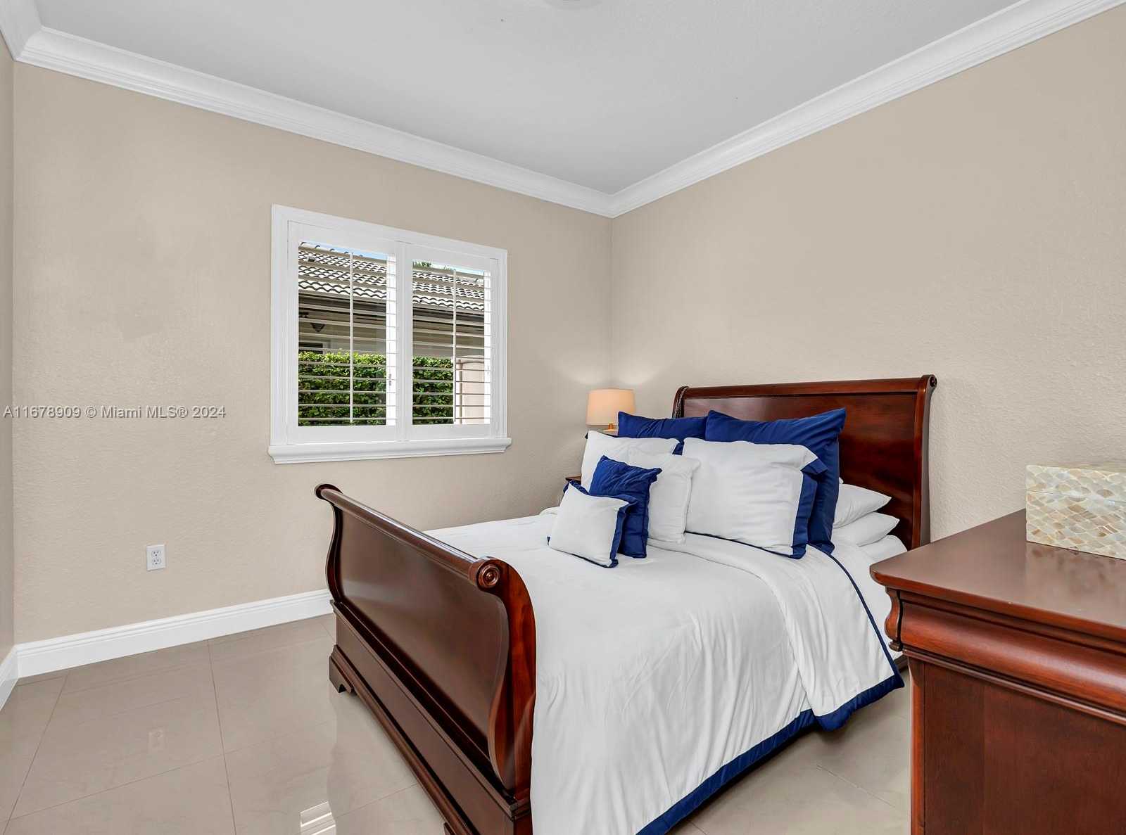 Small Image of 9026 NORTH WEST 173RD TER, Hialeah Number 34