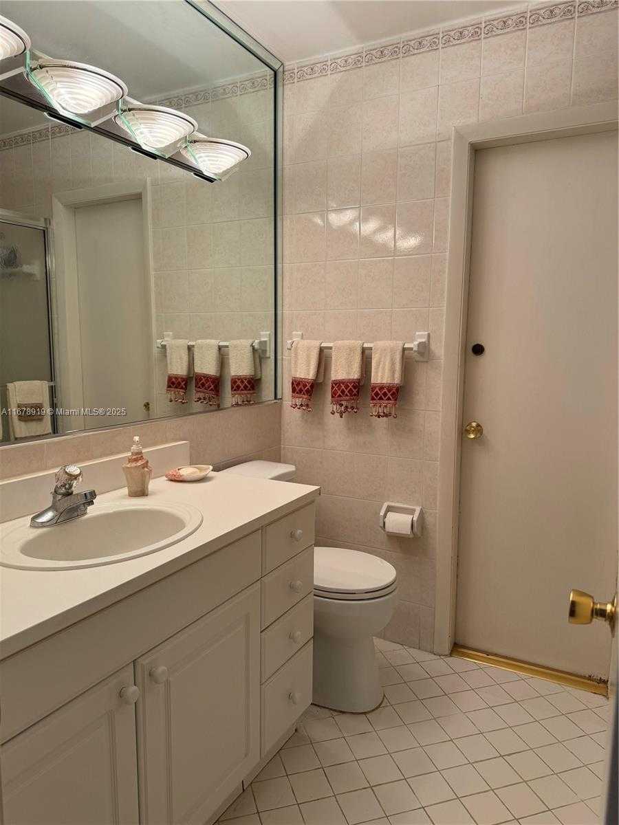 Small Image of 3440 NORTH EAST 170TH ST, North Miami Beach Number 23