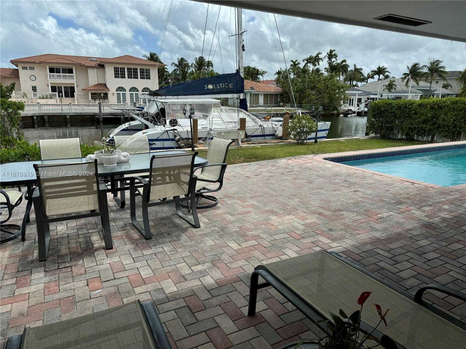 Small Image of 3440 NORTH EAST 170TH ST, North Miami Beach Number 27