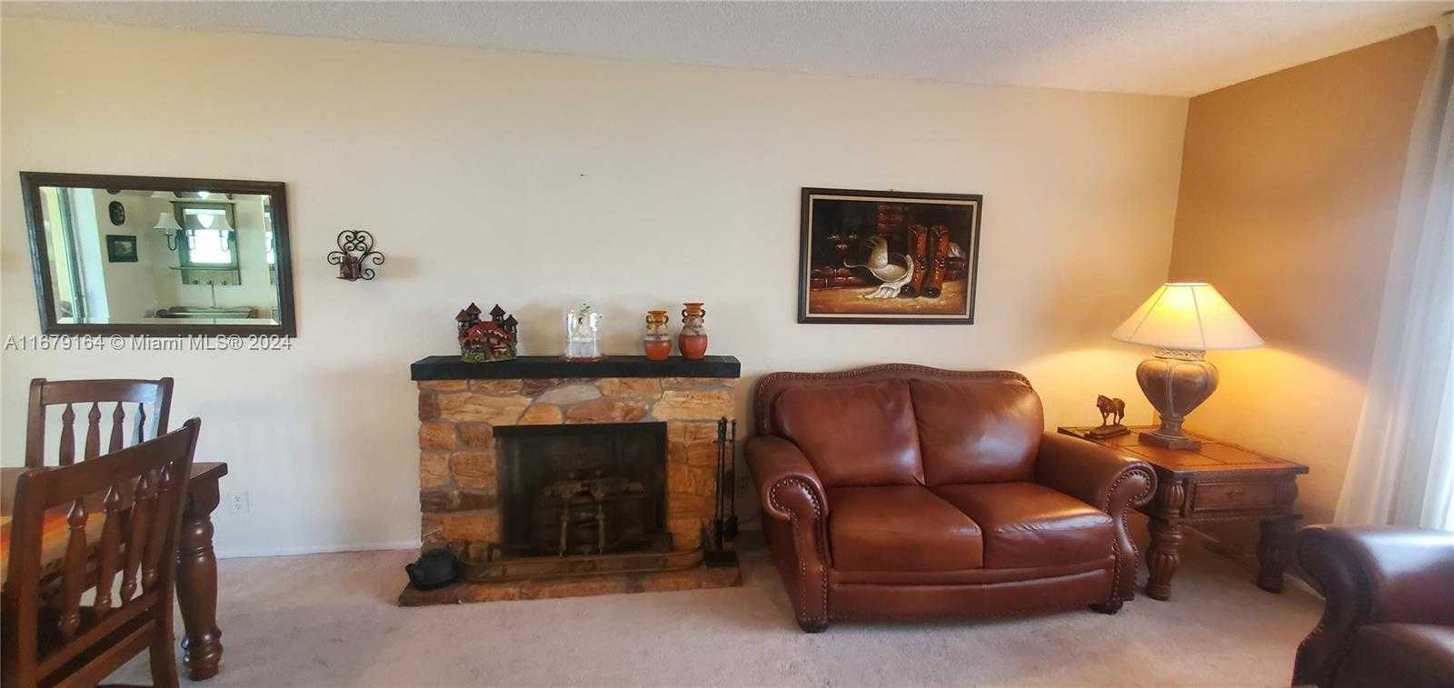 Small Image of 9401 NORTH WEST 70TH PL, Tamarac Number 10