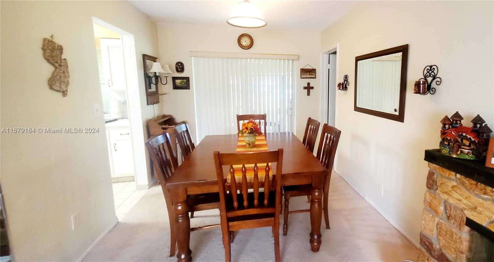 Small Image of 9401 NORTH WEST 70TH PL, Tamarac Number 12