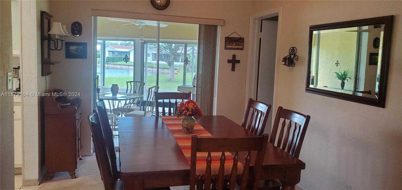 Small Image of 9401 NORTH WEST 70TH PL, Tamarac Number 14