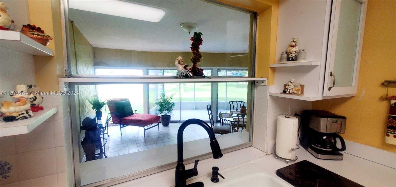 Small Image of 9401 NORTH WEST 70TH PL, Tamarac Number 17