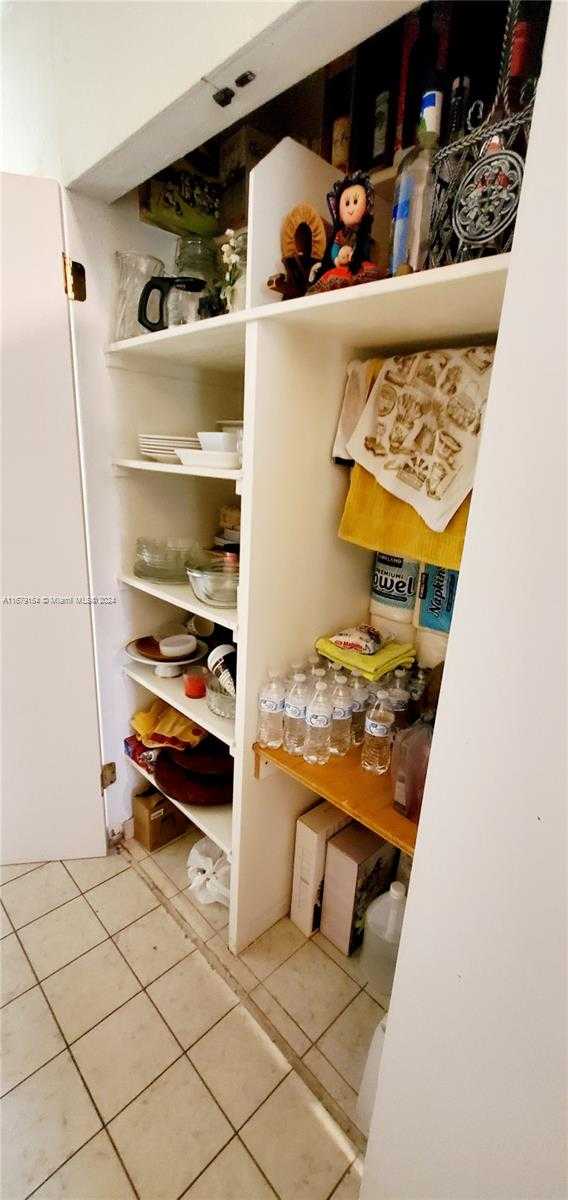 Small Image of 9401 NORTH WEST 70TH PL, Tamarac Number 22
