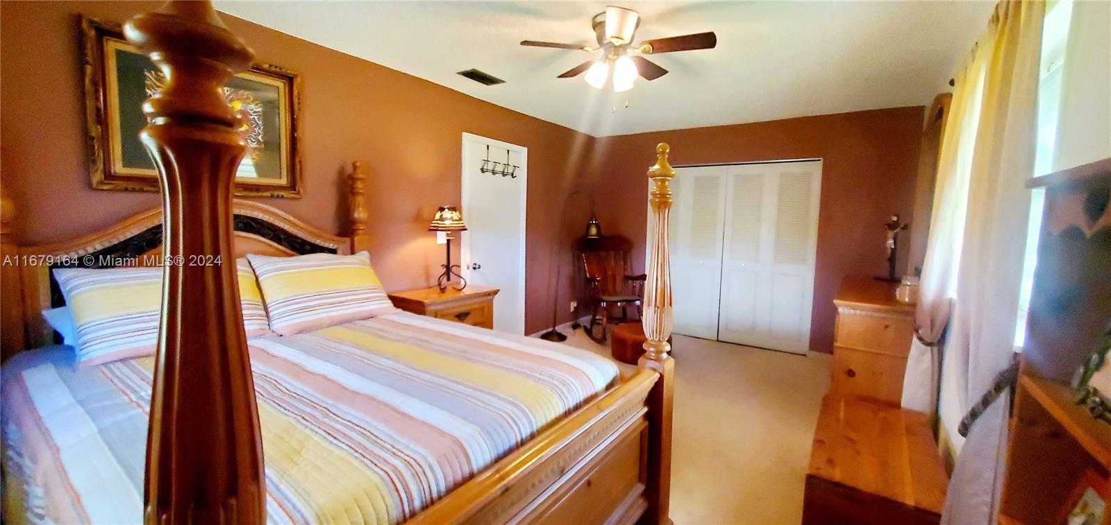 Small Image of 9401 NORTH WEST 70TH PL, Tamarac Number 30