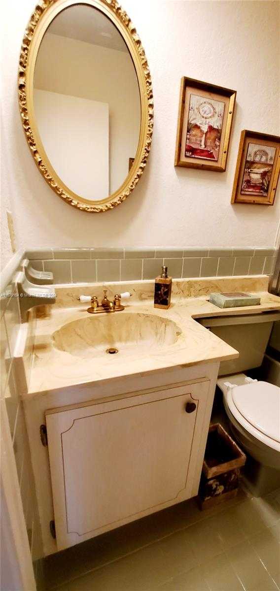 Small Image of 9401 NORTH WEST 70TH PL, Tamarac Number 38