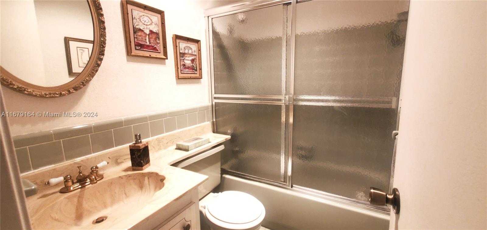 Small Image of 9401 NORTH WEST 70TH PL, Tamarac Number 53