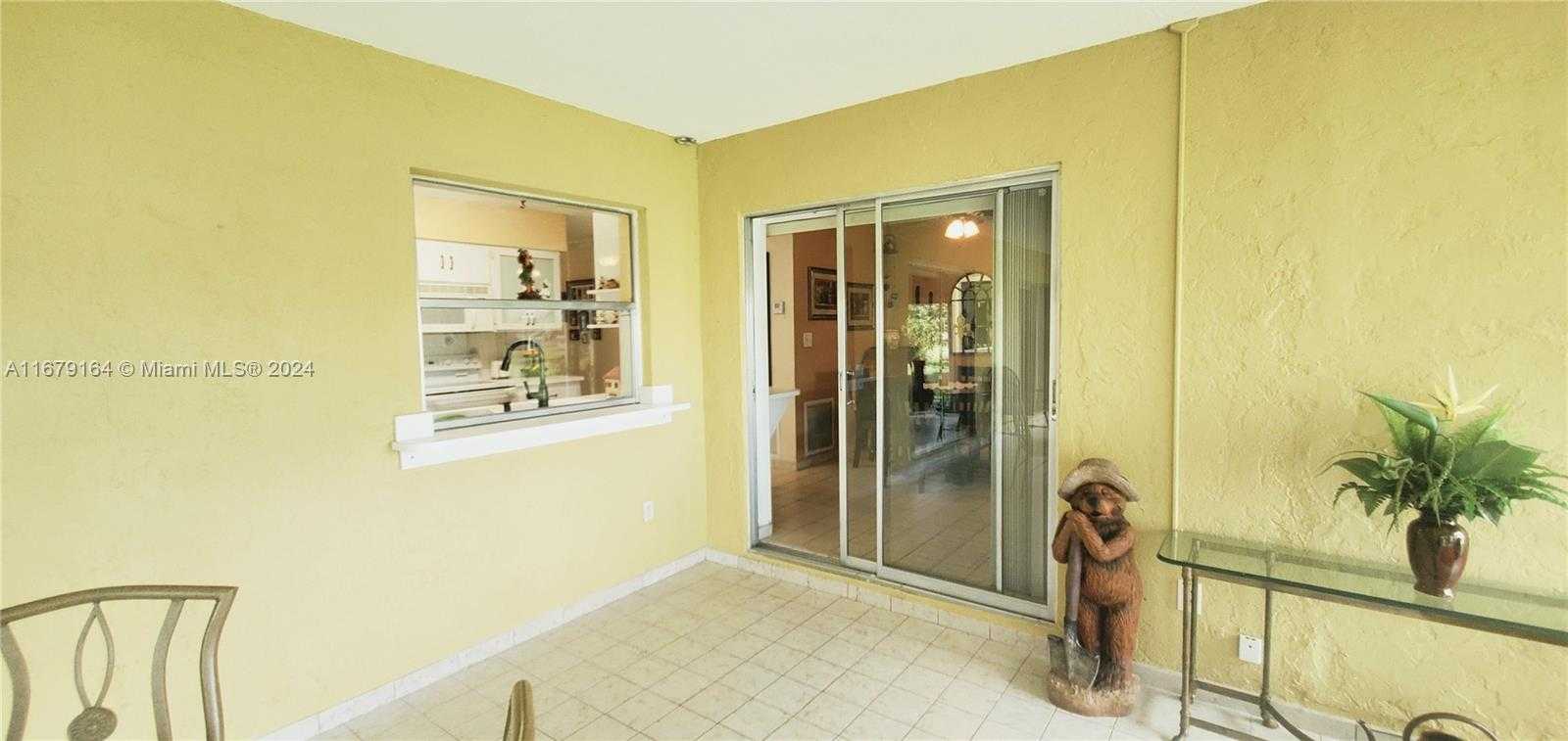Small Image of 9401 NORTH WEST 70TH PL, Tamarac Number 55