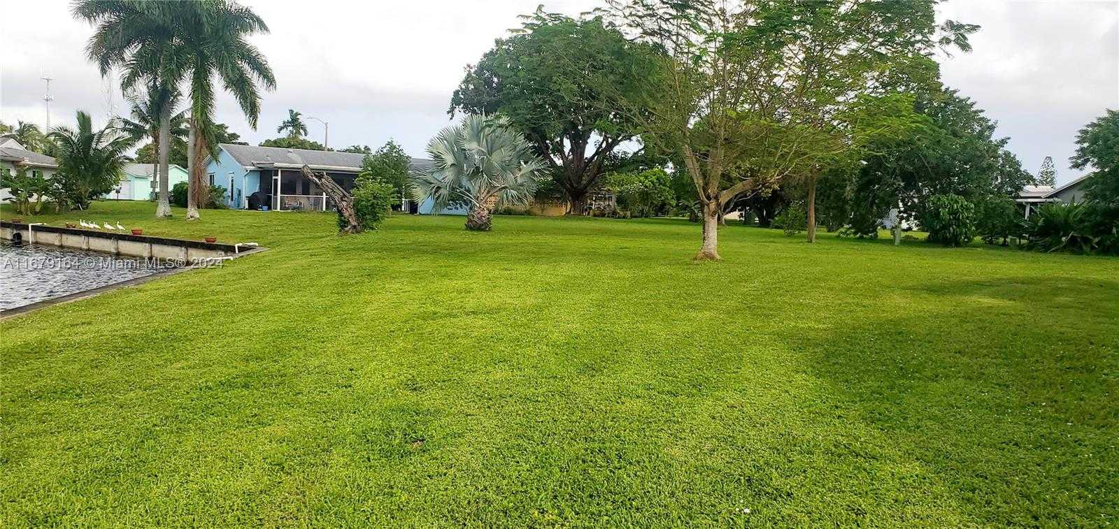Small Image of 9401 NORTH WEST 70TH PL, Tamarac Number 71