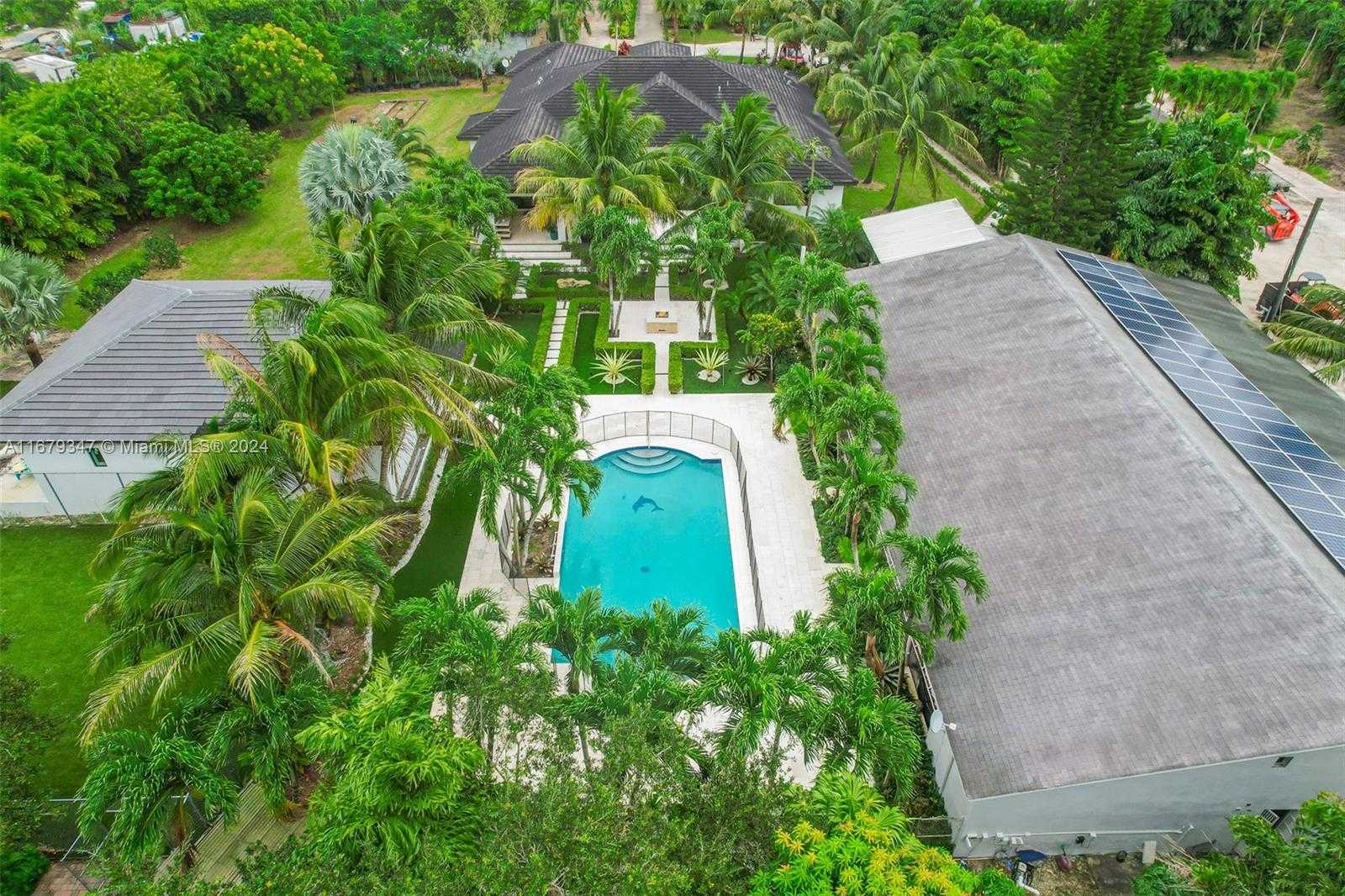 Small Image of 26820 SOUTH WEST 187TH AVE, Homestead Number 16