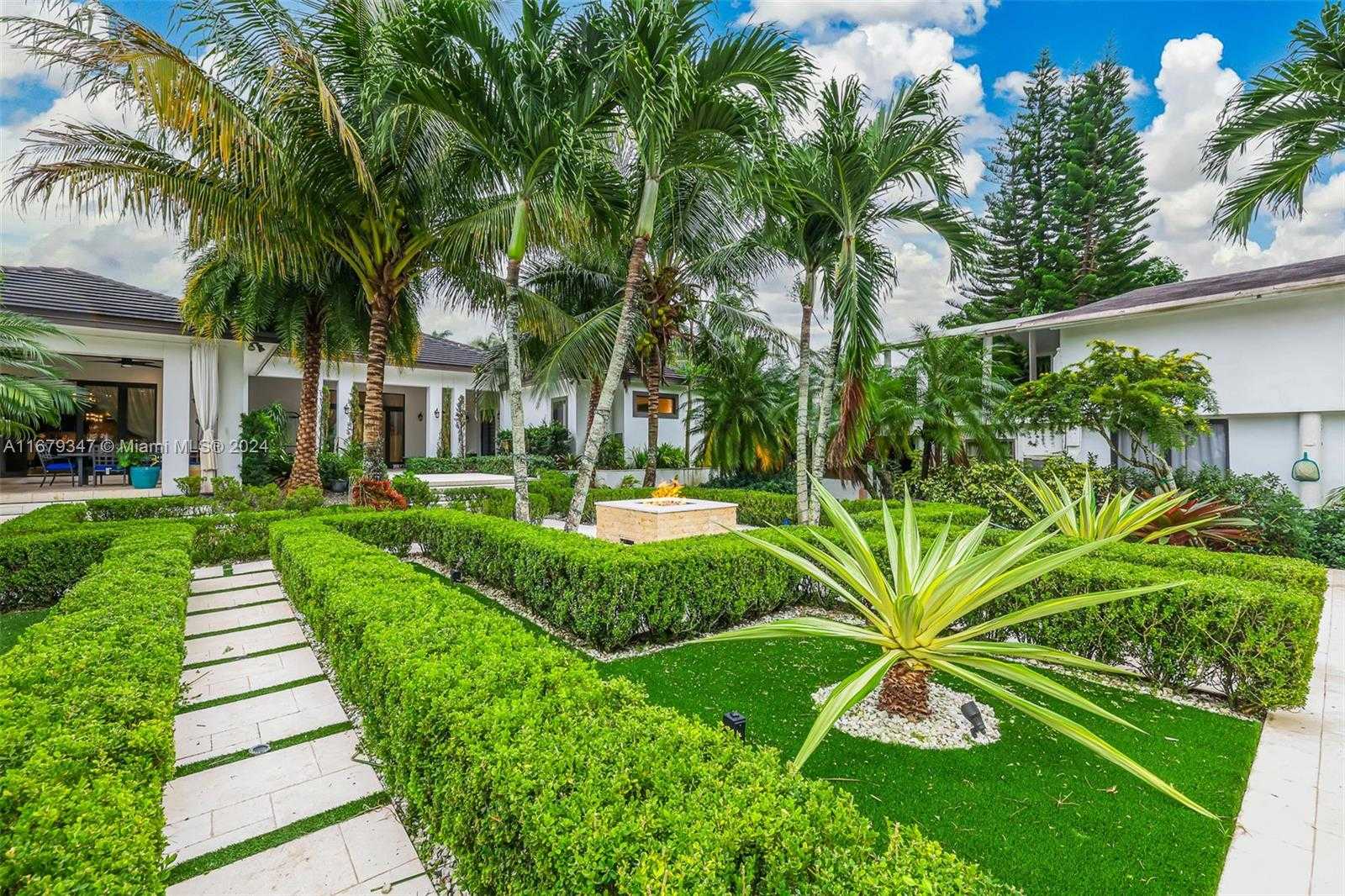 Small Image of 26820 SOUTH WEST 187TH AVE, Homestead Number 30