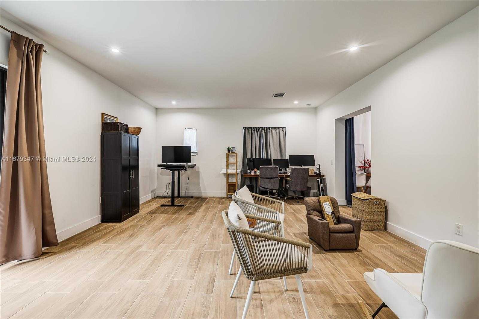 Small Image of 26820 SOUTH WEST 187TH AVE, Homestead Number 86