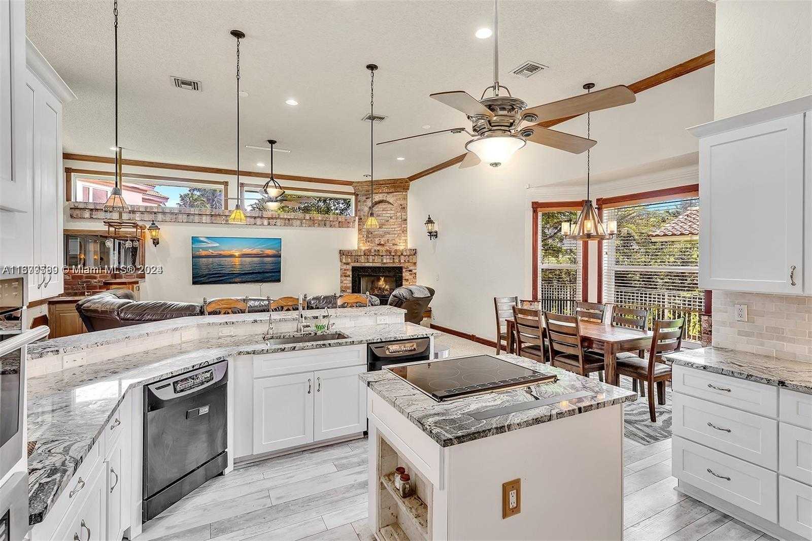 Small Image of 1775 WEST EAGLE TRACE BLVD W, Coral Springs Number 6