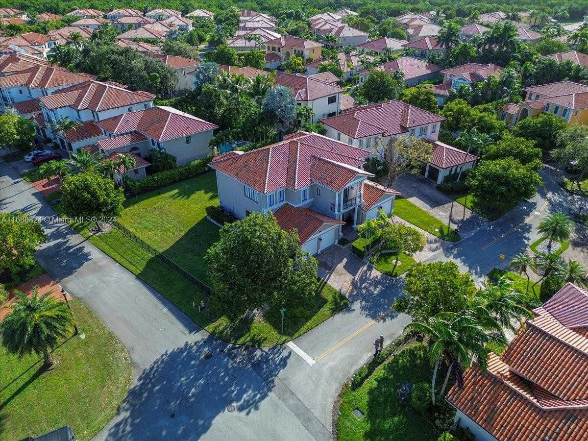 Small Image of 18835 SOUTH WEST 76TH CT, Cutler Bay Number 12
