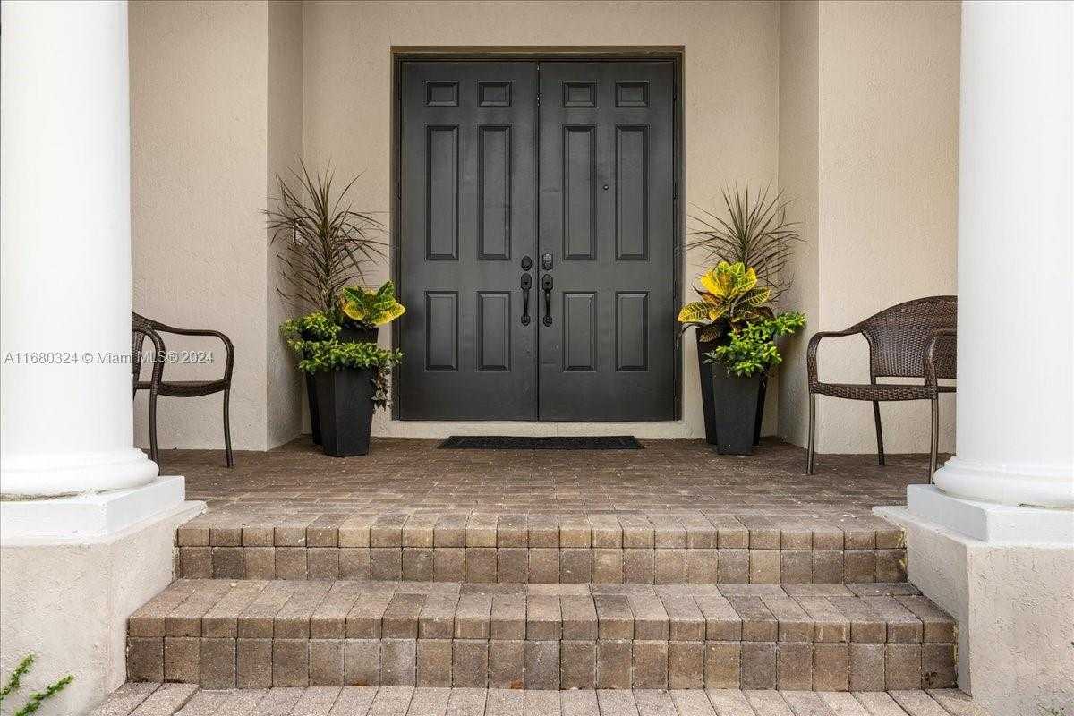 Small Image of 18835 SOUTH WEST 76TH CT, Cutler Bay Number 26