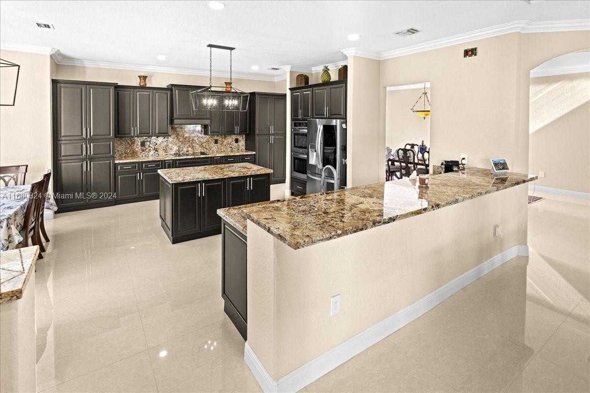 Small Image of 18835 SOUTH WEST 76TH CT, Cutler Bay Number 37