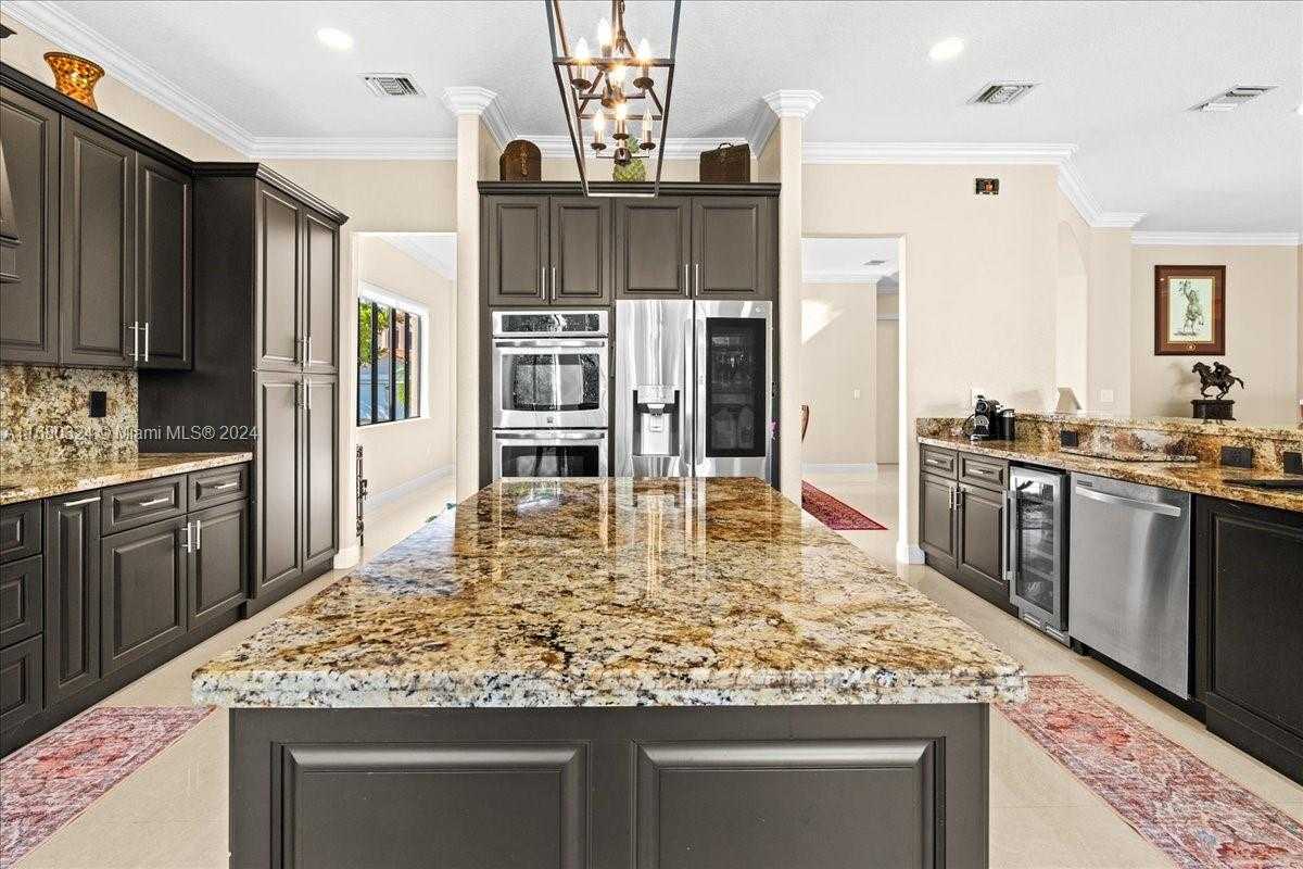 Small Image of 18835 SOUTH WEST 76TH CT, Cutler Bay Number 39