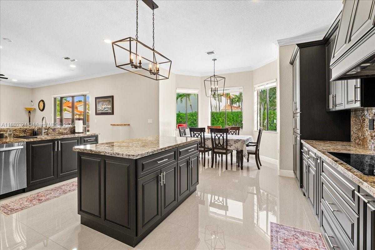 Small Image of 18835 SOUTH WEST 76TH CT, Cutler Bay Number 40
