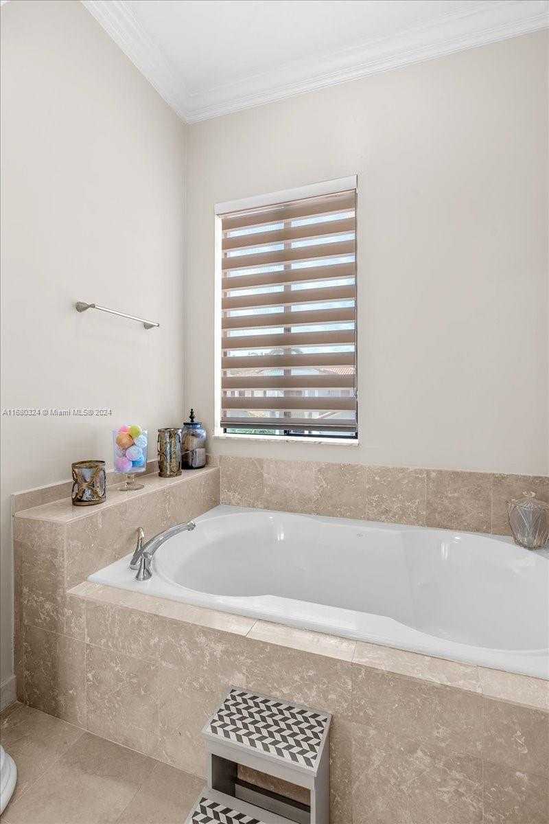 Small Image of 18835 SOUTH WEST 76TH CT, Cutler Bay Number 51