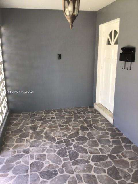 Small Image of 20600 NORTH WEST 2ND CT, Miami Gardens Number 12