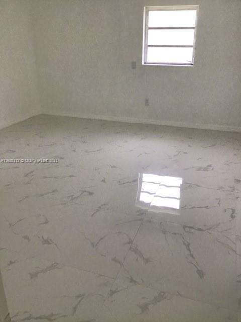 Small Image of 20600 NORTH WEST 2ND CT, Miami Gardens Number 7