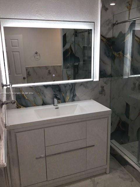 Small Image of 20600 NORTH WEST 2ND CT, Miami Gardens Number 8