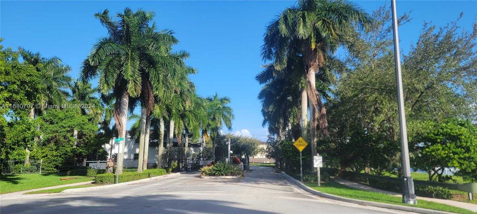 Small Image of 3377 NORTH EAST 4TH ST, Homestead Number 70