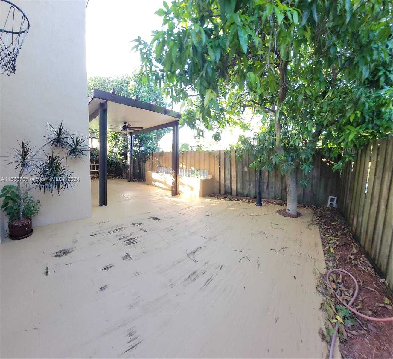 Small Image of 3377 NORTH EAST 4TH ST, Homestead Number 72