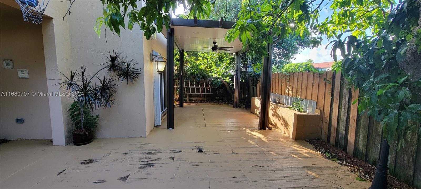 Small Image of 3377 NORTH EAST 4TH ST, Homestead Number 73